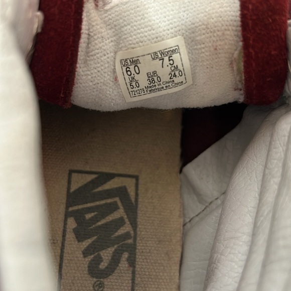 Vans SK8-Hi Burgundy Suede, Women’s 7.5, Men’s 6 - Picture 2 of 7